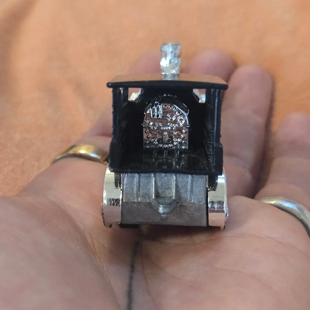 VTG Hot Wheels Rail Rodder Black Orange Yellow Diecast Train Locomotive Toy 1996